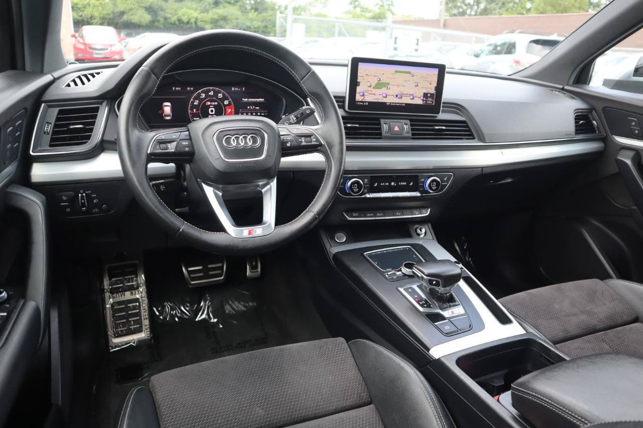 Used 2018 Audi SQ5 Premium Plus AWD/4WD image 17