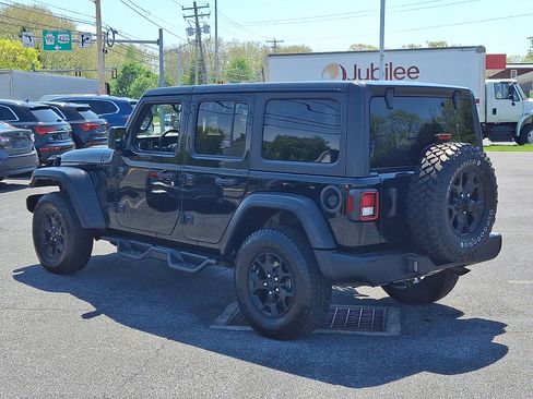 Used 2021 Jeep Wrangler Unlimited Sport AWD/4WD image 4