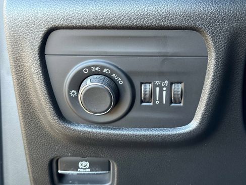 New 2026 Jeep Grand Cherokee Altitude AWD/4WD image 32