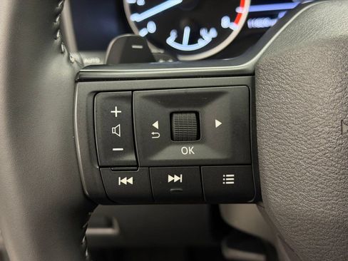 Used 2026 Nissan Rogue SV AWD/4WD image 14