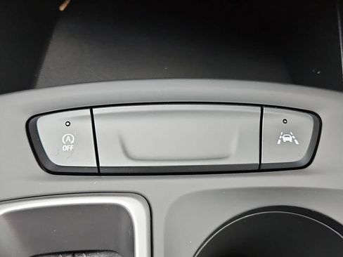 New 2026 Chevrolet Trax LS w/ LS Convenience Package FWD image 45
