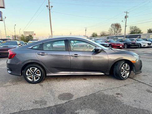 Used 2018 Honda Civic LX image 2