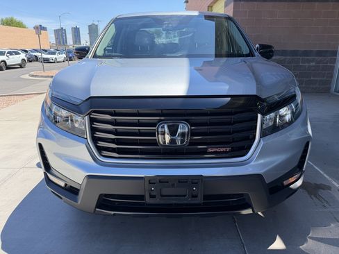 Used 2023 Honda Ridgeline Sport image 10