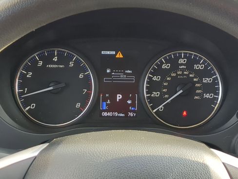 Used 2020 Mitsubishi Outlander ES image 17