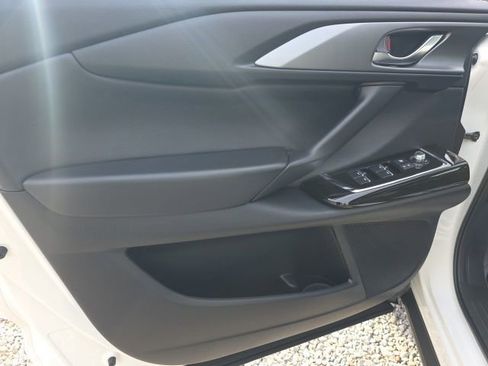 Certified 2023 MAZDA CX-9 Touring Plus AWD/4WD image 11