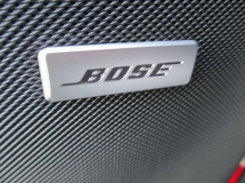 New 2026 GMC Yukon Denali w/ Denali Reserve Package image 15