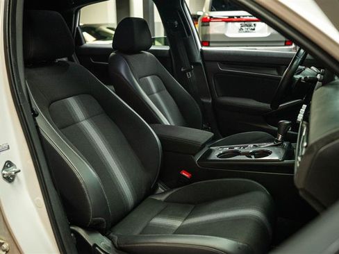 Used 2022 Honda Civic Sport image 13