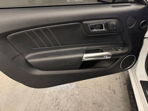 Used 2015 Ford Mustang Premium w/ Equipment Group 201A image 4