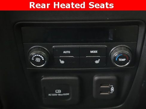 Used 2023 Buick Enclave Avenir image 29