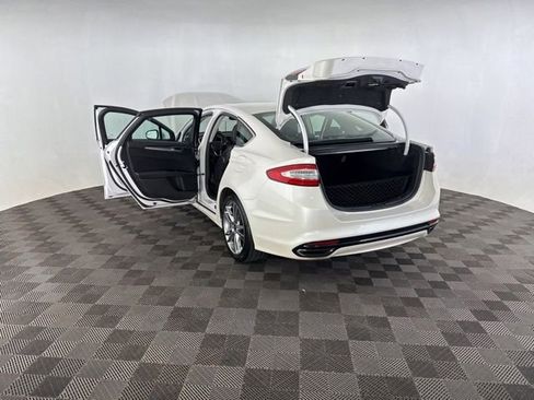 Used 2014 Ford Fusion Titanium FWD image 16
