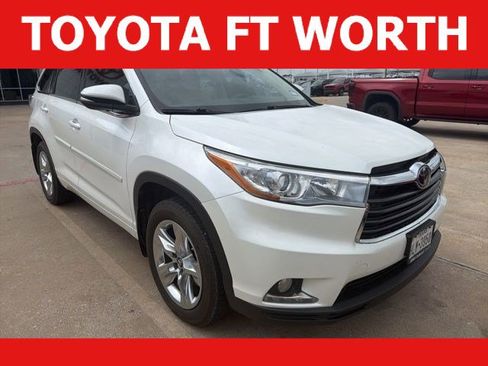 Used 2016 Toyota Highlander Limited Platinum FWD image 1