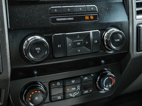 Used 2019 Ford F350 XL w/ Power Equipment Group image 25