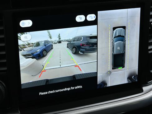 Used 2025 Ford F150 Lariat w/ Equipment Group 502A High image 18