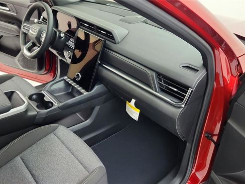 Used 2026 GMC Terrain Elevation image 30