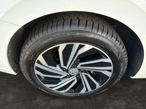 Used 2021 Volkswagen Jetta SEL Premium FWD image 40