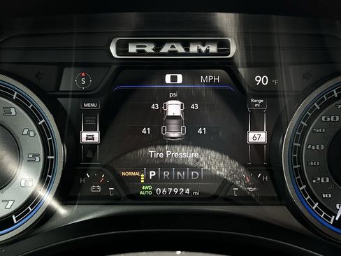 Used 2021 RAM 1500 Limited w/ Night Edition AWD/4WD image 15