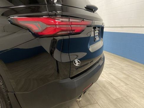 Used 2023 Chevrolet Traverse RS image 36