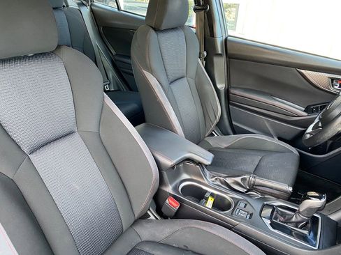 Used 2019 Subaru Impreza 2.0i Sport w/ Popular Package #2 AWD/4WD image 17