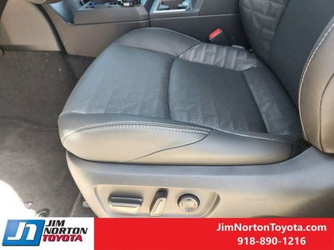 New 2026 Toyota 4Runner TRD Off-Road Premium image 18