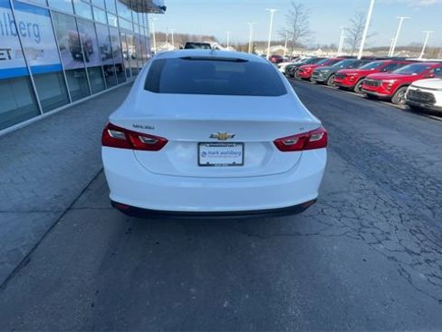 Certified 2018 Chevrolet Malibu LT image 7
