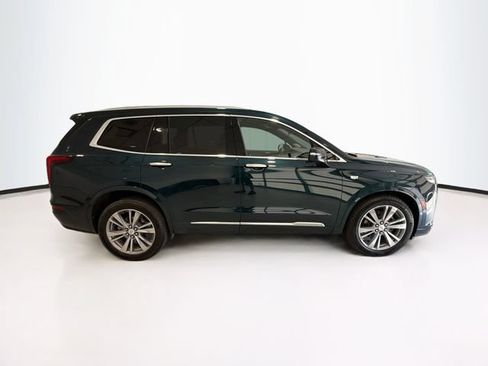 Used 2024 Cadillac XT6 Premium Luxury AWD/4WD image 7