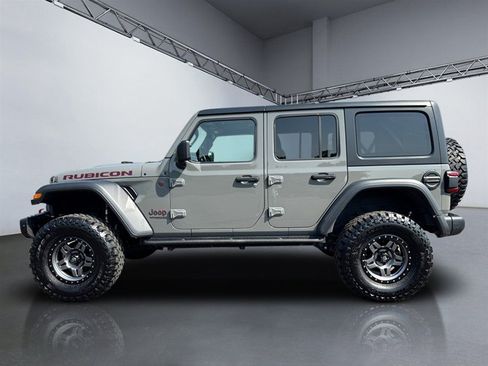 Used 2021 Jeep Wrangler Unlimited Rubicon w/ LED Lighting Group AWD/4WD image 2