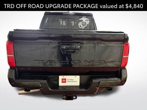 Certified 2025 Toyota Tacoma TRD Off-Road w/ TRD Off Road Upgrade Package AWD/4WD image 4