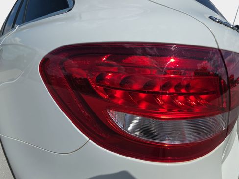 Used 2019 Mercedes-Benz GLC 300 image 33