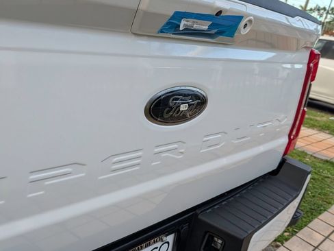 New 2026 Ford F250 Lariat w/ Black Appearance Package AWD/4WD image 13