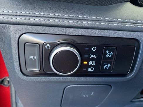 Used 2024 Ford Mustang Premium image 25