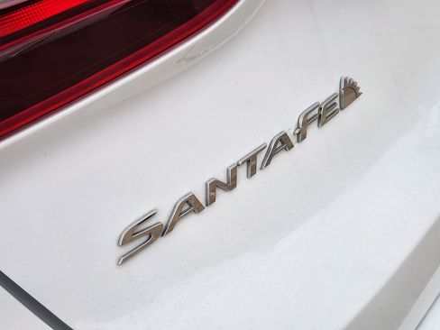 Used 2023 Hyundai Santa Fe SEL FWD image 13