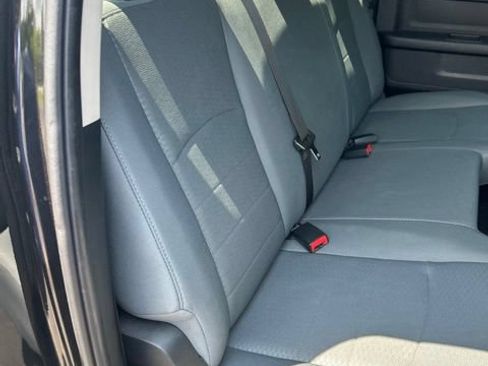 Used 2017 RAM 1500 ST w/ SXT Appearance Group AWD/4WD image 25