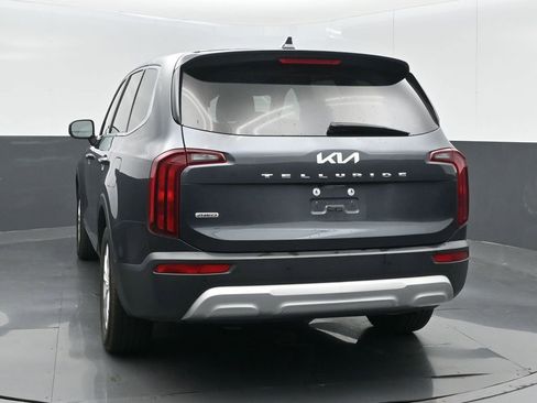 Used 2022 Kia Telluride LX AWD/4WD image 6