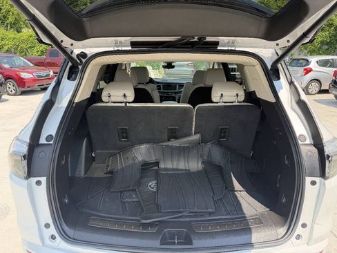 Used 2023 Buick Enclave Avenir w/ Avenir Technology Package AWD/4WD image 18