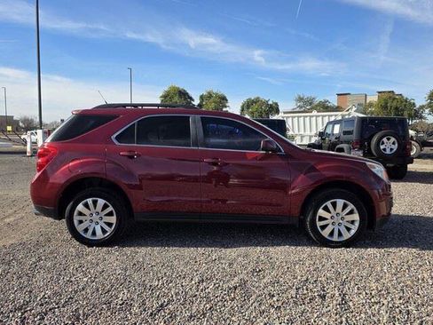 Used 2011 Chevrolet Equinox LT w/ Driver Convenience Package image 9