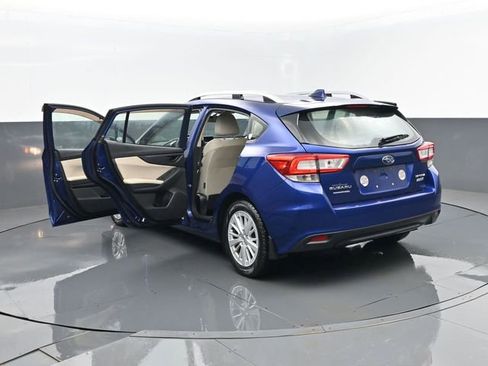 Used 2017 Subaru Impreza 2.0i Premium image 30