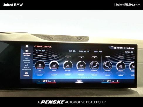 Used 2023 BMW X7 xDrive40i w/ Premium Package image 19