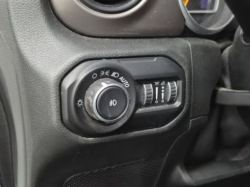 Used 2020 Jeep Wrangler Unlimited Sport S image 23