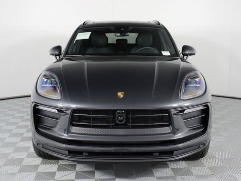 New 2026 Porsche Macan image 10