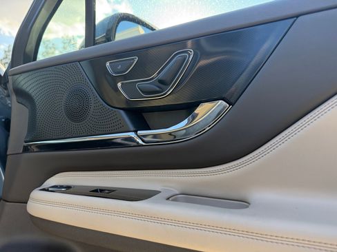 Used 2024 Lincoln Corsair Grand Touring image 40