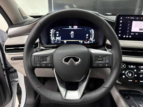 Certified 2027 INFINITI QX60 Luxe w/ Cargo Package FWD image 18