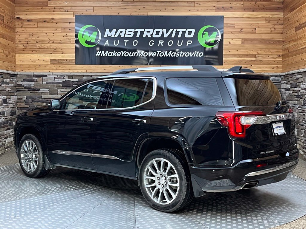 Used 2022 GMC Acadia Denali w/ Denali Technology Package AWD/4WD image 17