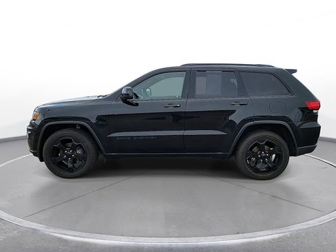 Used 2019 Jeep Grand Cherokee Laredo AWD/4WD image 5