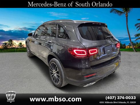Used 2022 Mercedes-Benz GLC 300 w/ AMG Line image 16