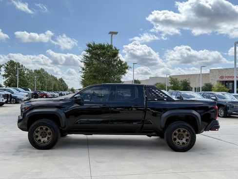 Used 2025 Toyota Tacoma 4x4 Double Cab Hybrid image 7