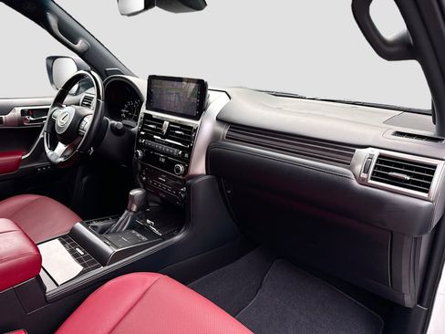 Used 2023 Lexus GX 460 Premium image 30