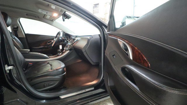 Used 2011 Buick LaCrosse CXL FWD image 10