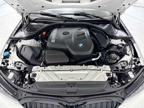 Used 2026 BMW 330i Sedan w/ M Sport Package RWD image 28