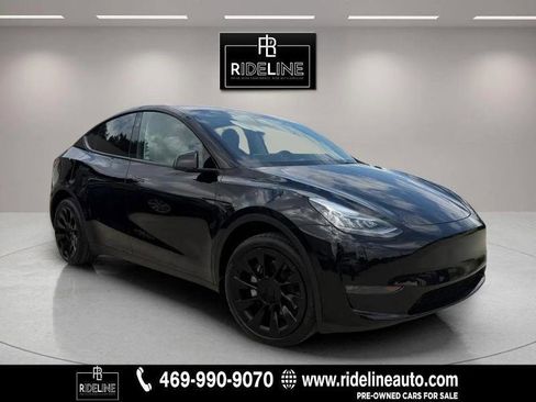 Used 2023 Tesla Model Y Long Range AWD/4WD image 1