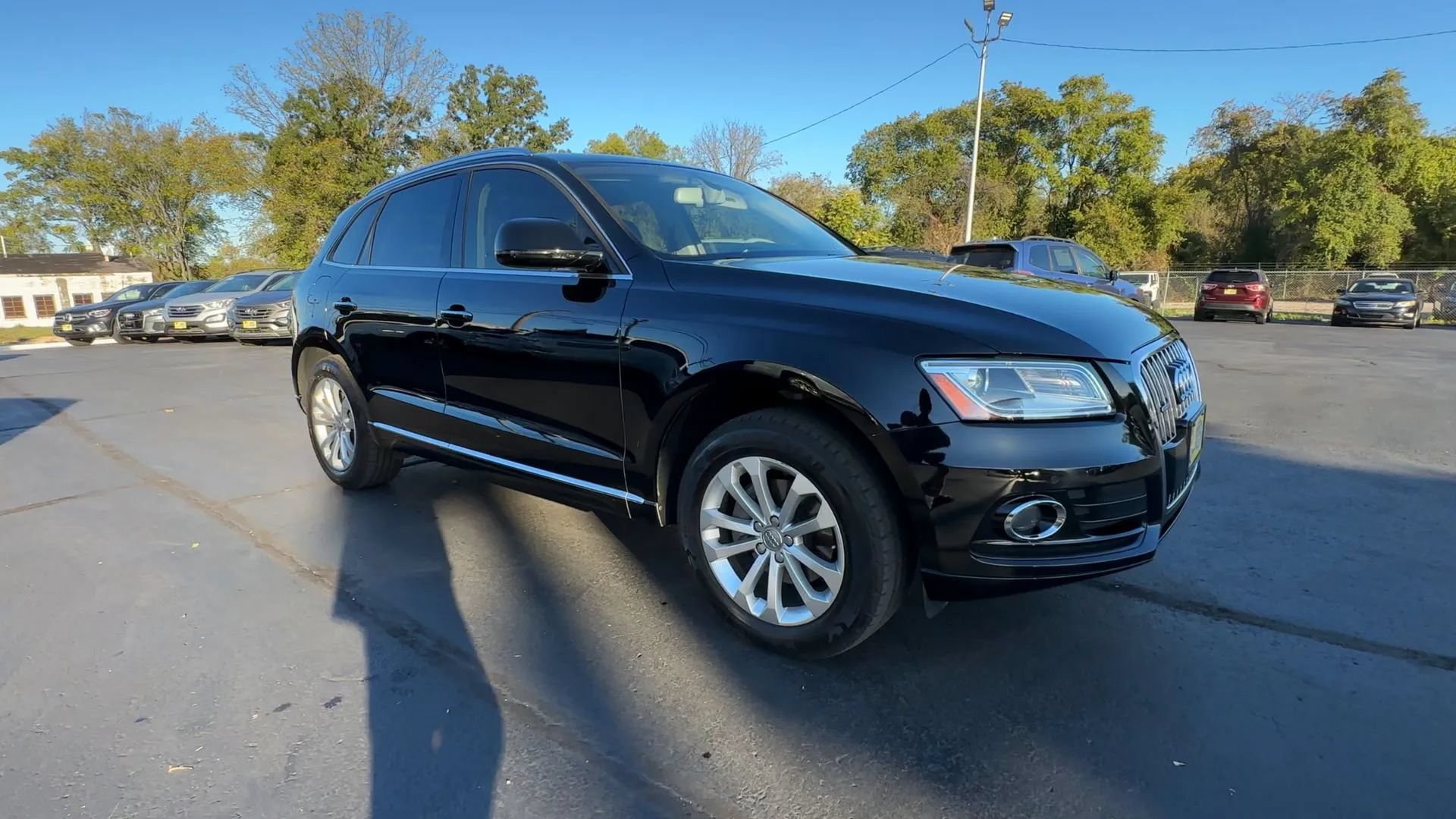 Used 2016 Audi Q5 2.0T Premium Plus w/ Technology Package AWD/4WD image 11